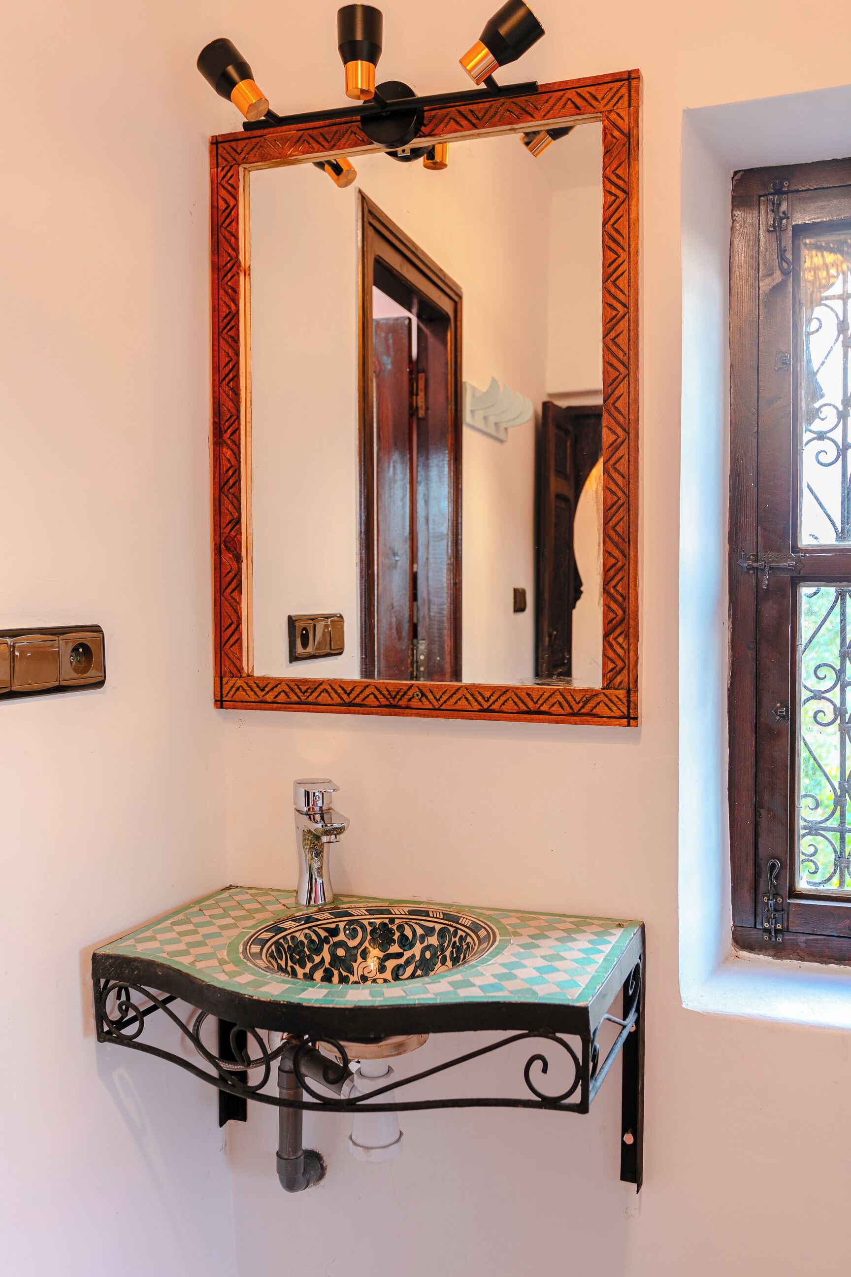 Suite Comfort, pemandangan gunung | Kamar mandi | Shower, pengering rambut, handuk, dan sabun