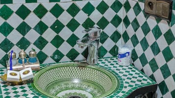 Comfort Double or Twin Room | Bathroom | Shower, hair dryer, towels, soap
