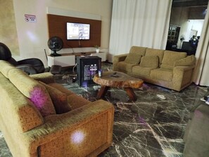 Interior - Complete farm with swimming pool and jacuzzi, pets welcome (Itu)