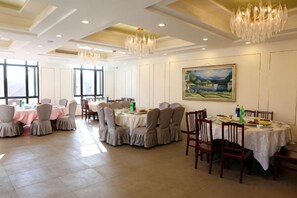 تناول الطعام