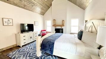 5 bedrooms, iron/ironing board, travel crib, free WiFi