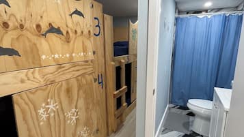 免费 WiFi、床单
