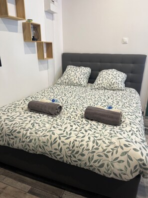 1 Schlafzimmer, WLAN, Bettwäsche