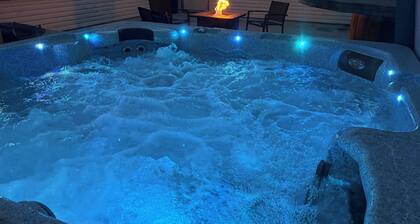 Country living house 5 min to sand dunes with large patio, hot tub, and fire pit