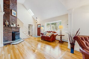 Fernseher, DVD-Player