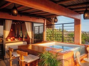 Property grounds - Penthouse with pool & ocean view (Puerto Escondido)