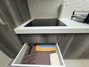 Secador de pelo y toallas