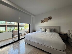 熨斗/熨衫板、Wi-Fi、床單