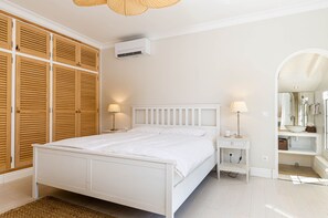 4 Schlafzimmer, Bügeleisen/Bügelbrett, kostenloses WLAN, Bettwäsche