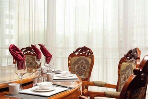 Unclassified image, 5 of 30, button - Yuzhou Peace Hotel (Hotan City)