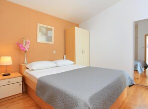 6 habitaciones y cunas 