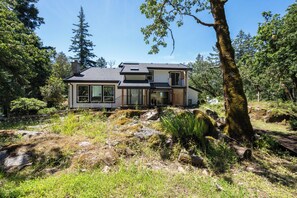 Exterior - Coastal Acres (Saanichton)