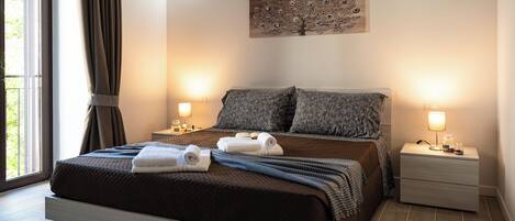 1 camera, ferro/asse da stiro, Wi-Fi, lenzuola