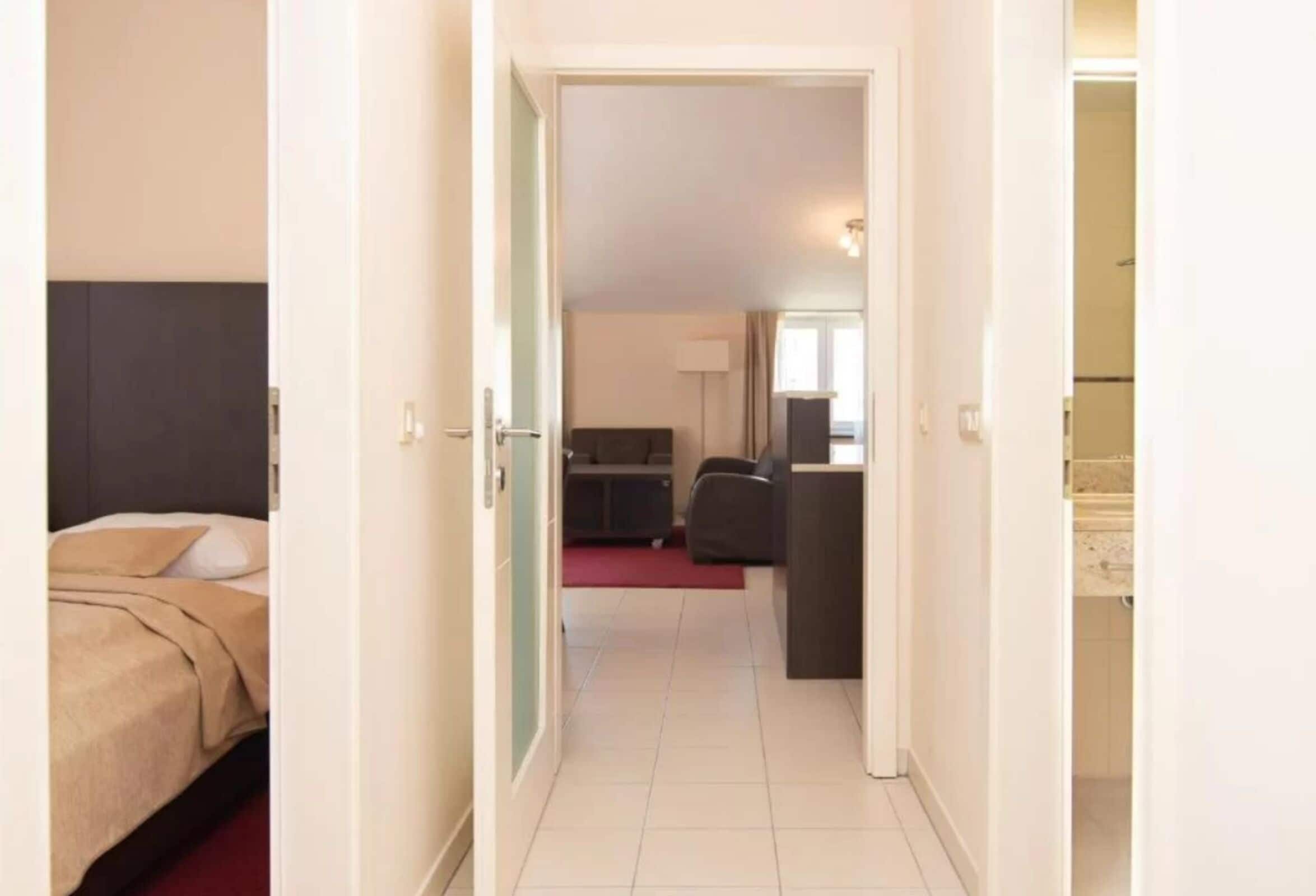 شقة (Two Bedroom Apartment) | 2 عدّة غرف نوم