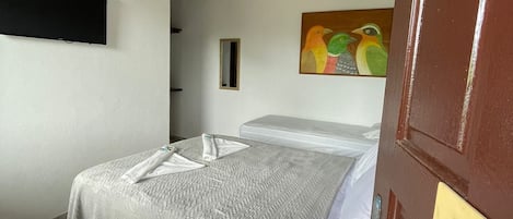 Classic Room | Free WiFi, bed sheets