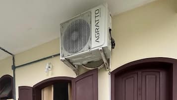 Economy Room | Free WiFi, bed sheets