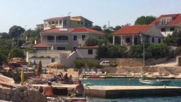 Apartment (Comfort One Bedroom Apartment with Se) | Exterior