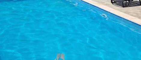 House (Five Bedroom Holiday Home with Terrac) | Outdoor pool