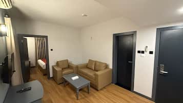 Phòng Suite phong cách cổ điển, quang cảnh thành phố | Khu phòng khách