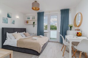 1 bedroom, iron/ironing board, free WiFi, bed sheets