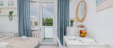 1 bedroom, iron/ironing board, free WiFi, bed sheets