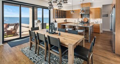 Lakefront Estate with 5 bedrooms, massive bunkroom, and pickleball court.