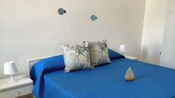 1 bedroom, iron/ironing board, travel crib, WiFi