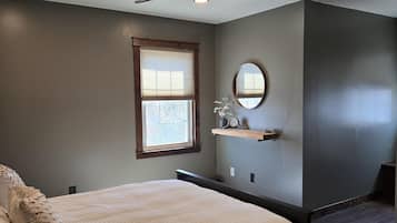 3 bedrooms, WiFi, bed sheets