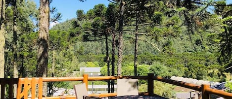 Familie huisje | Buiten dineren