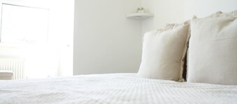 Spacious 5 Bed Home - Near M1, A5, Luton Airport