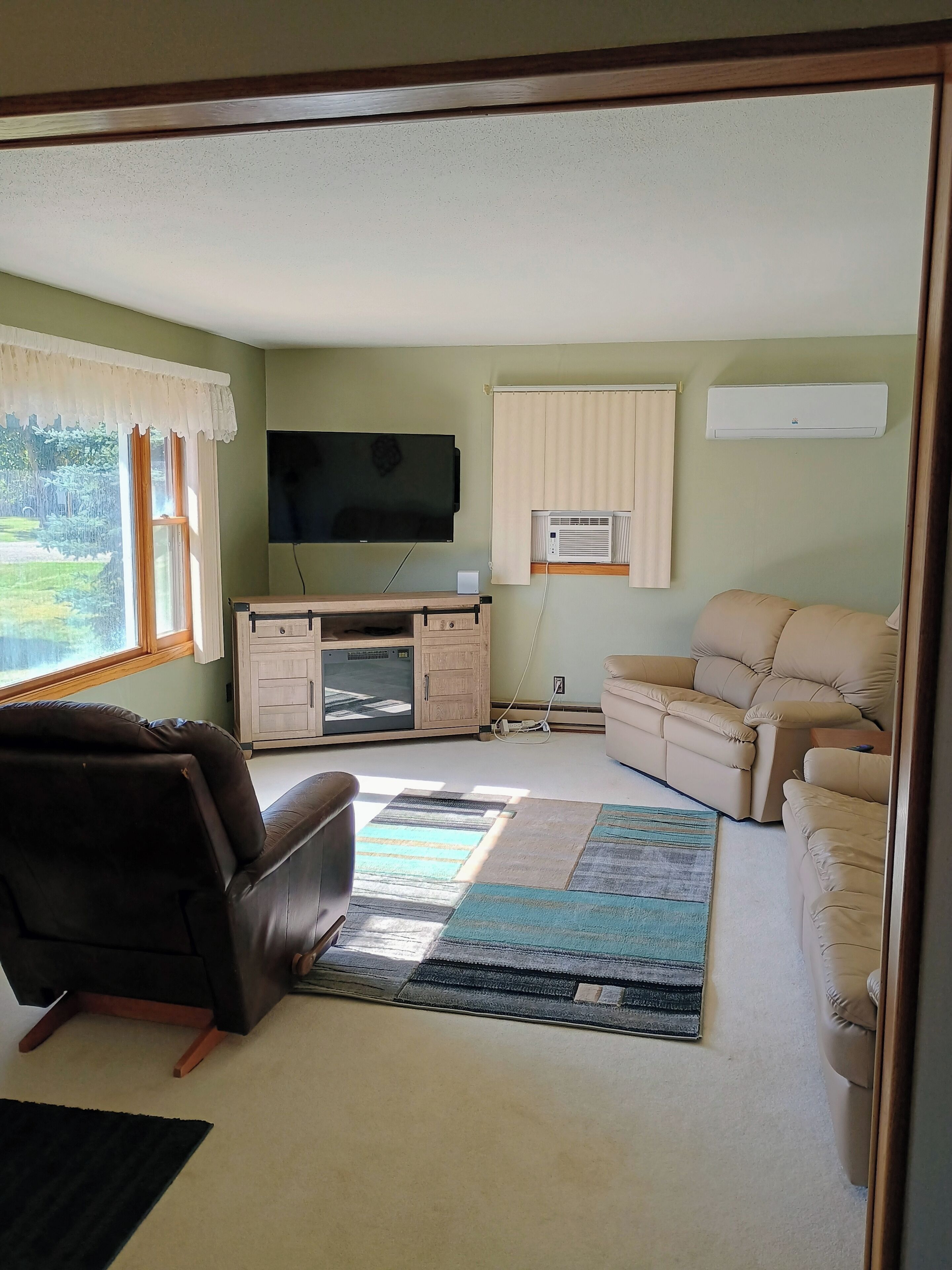 Smart TV, DVD player