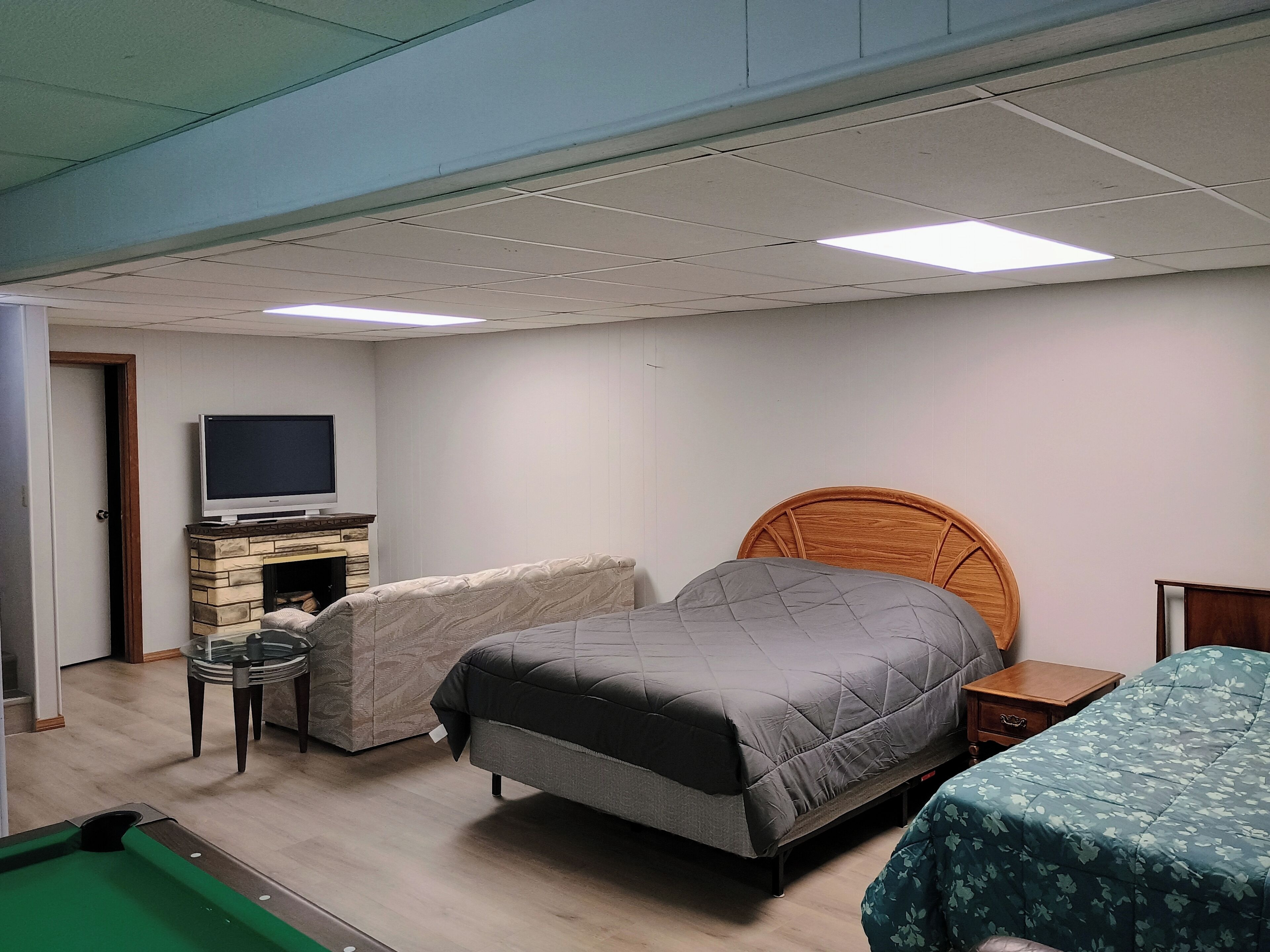 3 عدّة غرف نوم وواي فاي مجانًا وملاءات أسرّة