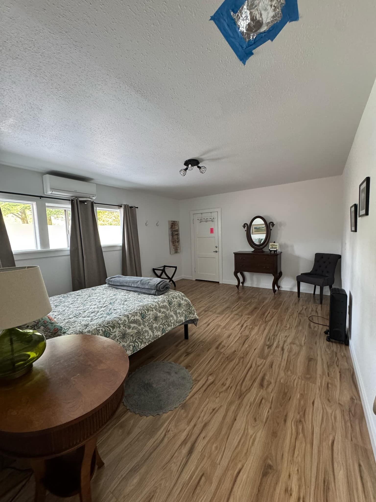 3 chambres, fer et planche à repasser, Wi-Fi, literie fournie