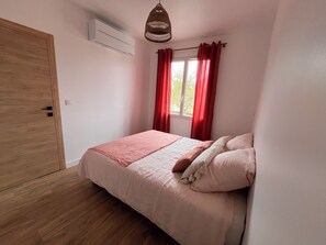 2 habitaciones, cuna de viaje y wifi