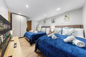1 bedroom, iron/ironing board, WiFi, bed sheets