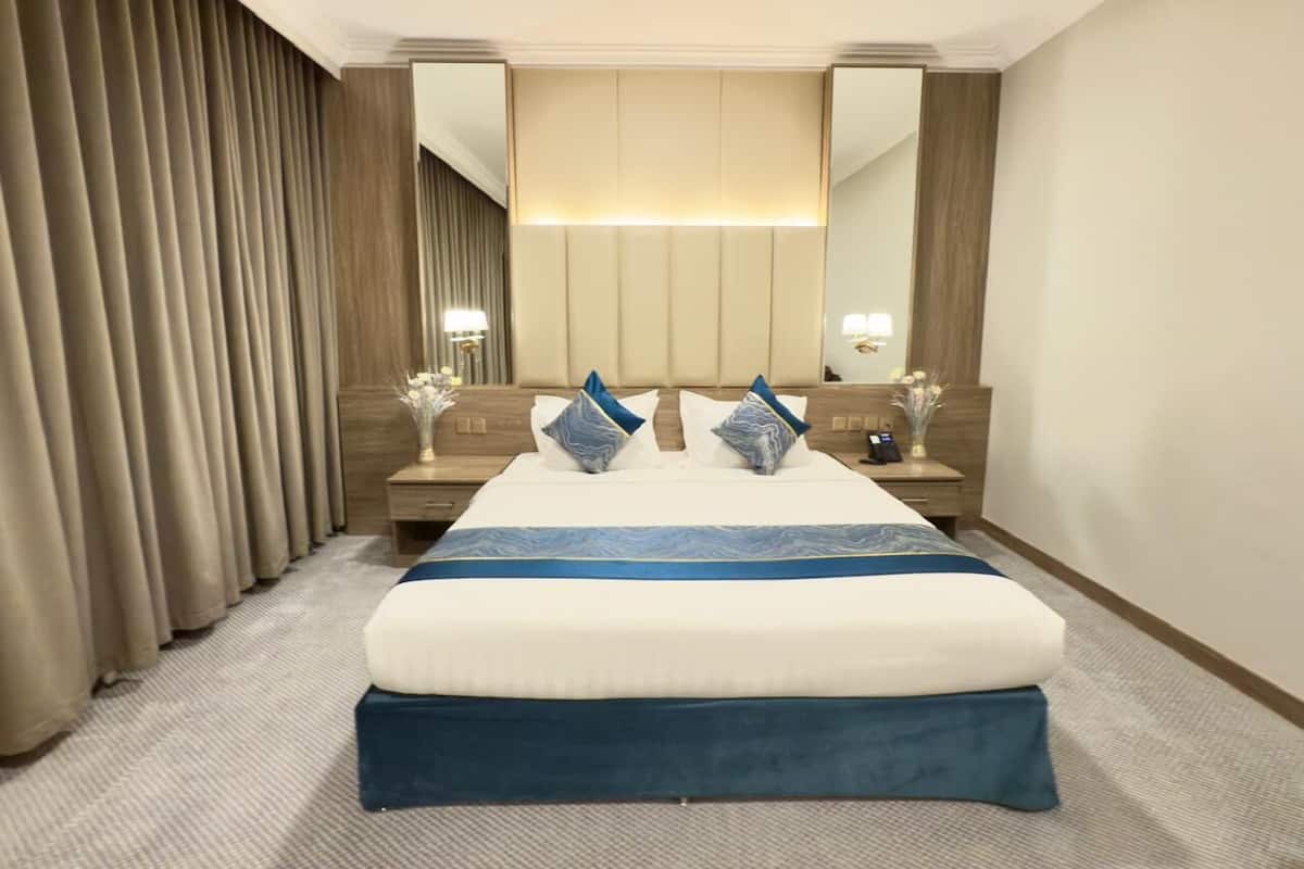 Executive-sviitti, 1 makuuhuone, kaupunkinäköala | 1 makuuhuone, työpöytä, silitysrauta/-lauta, ilmainen Wi-Fi