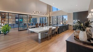 Executive lounge - Idyl (Boston)