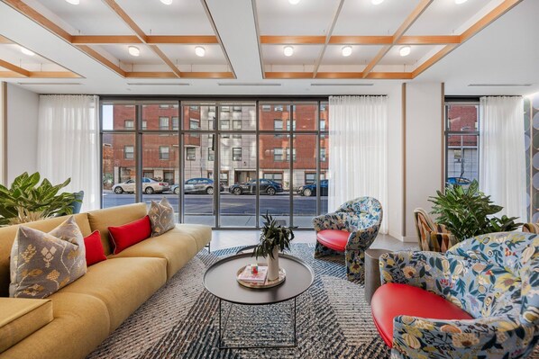 Lobby sitting area - Idyl (Boston)