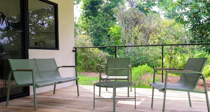 Villa Bruno - Jungle Eco-Luxury - Ocean Views - Wildlife - Wifi - Hot Water