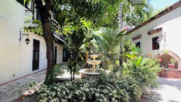 Comfort Studio, Patio, Garden View | Terrace/patio