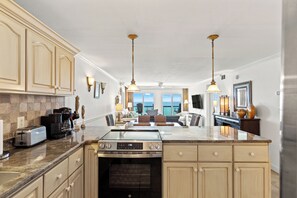 Refrigerador y parrilla de estufa