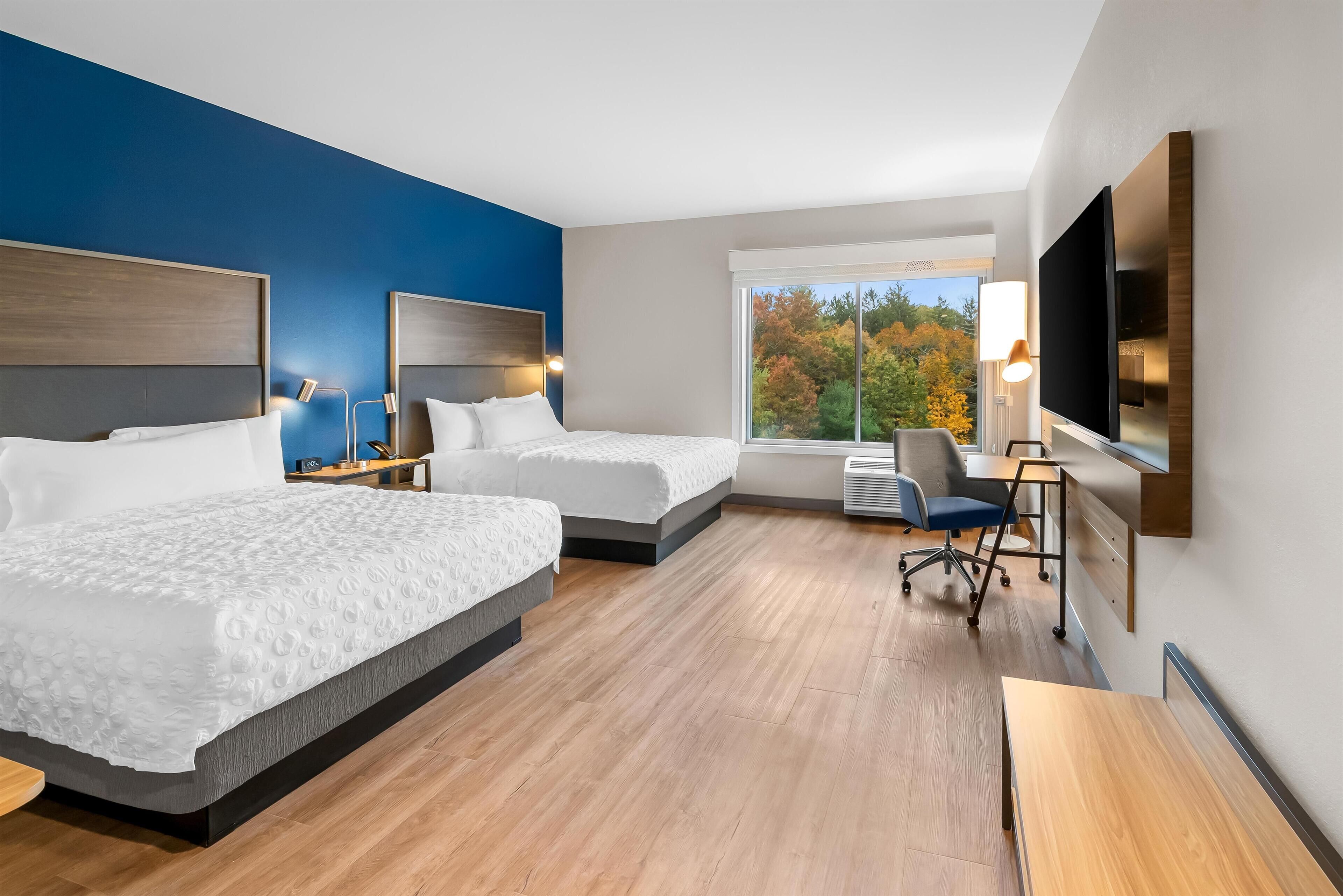 Room, 2 Queen Beds | Free WiFi