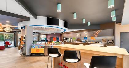 Tru By Hilton Brockton