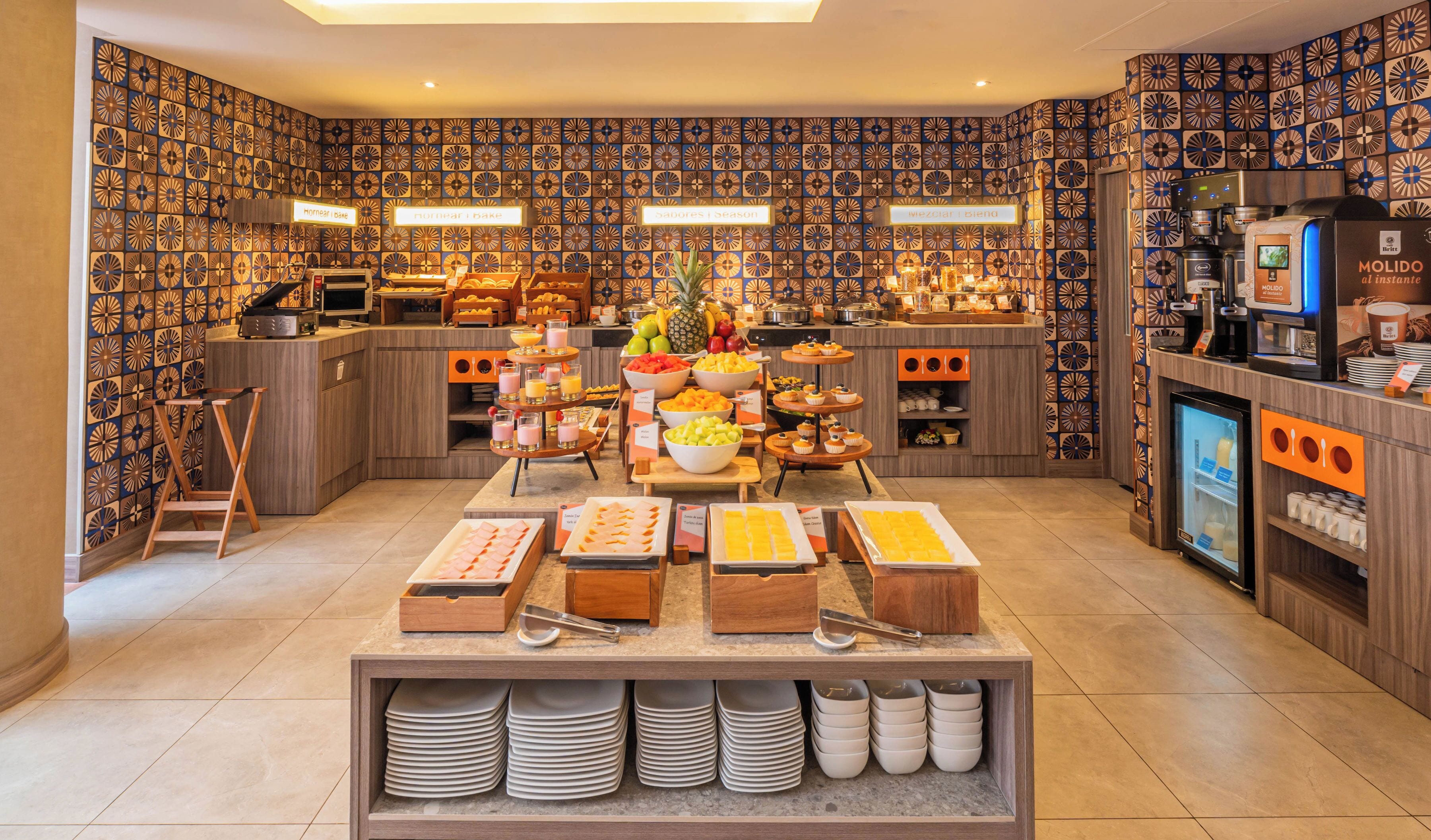 Desayuno buffet incluido todos los días 