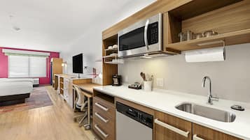 Fridge, microwave, dishwasher, coffee/tea maker