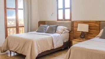 2 habitaciones, tabla de planchar con plancha y wifi gratis