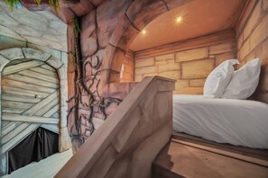 8 sovrum, strykjärn/strykbräda, wi-fi och sängkläder