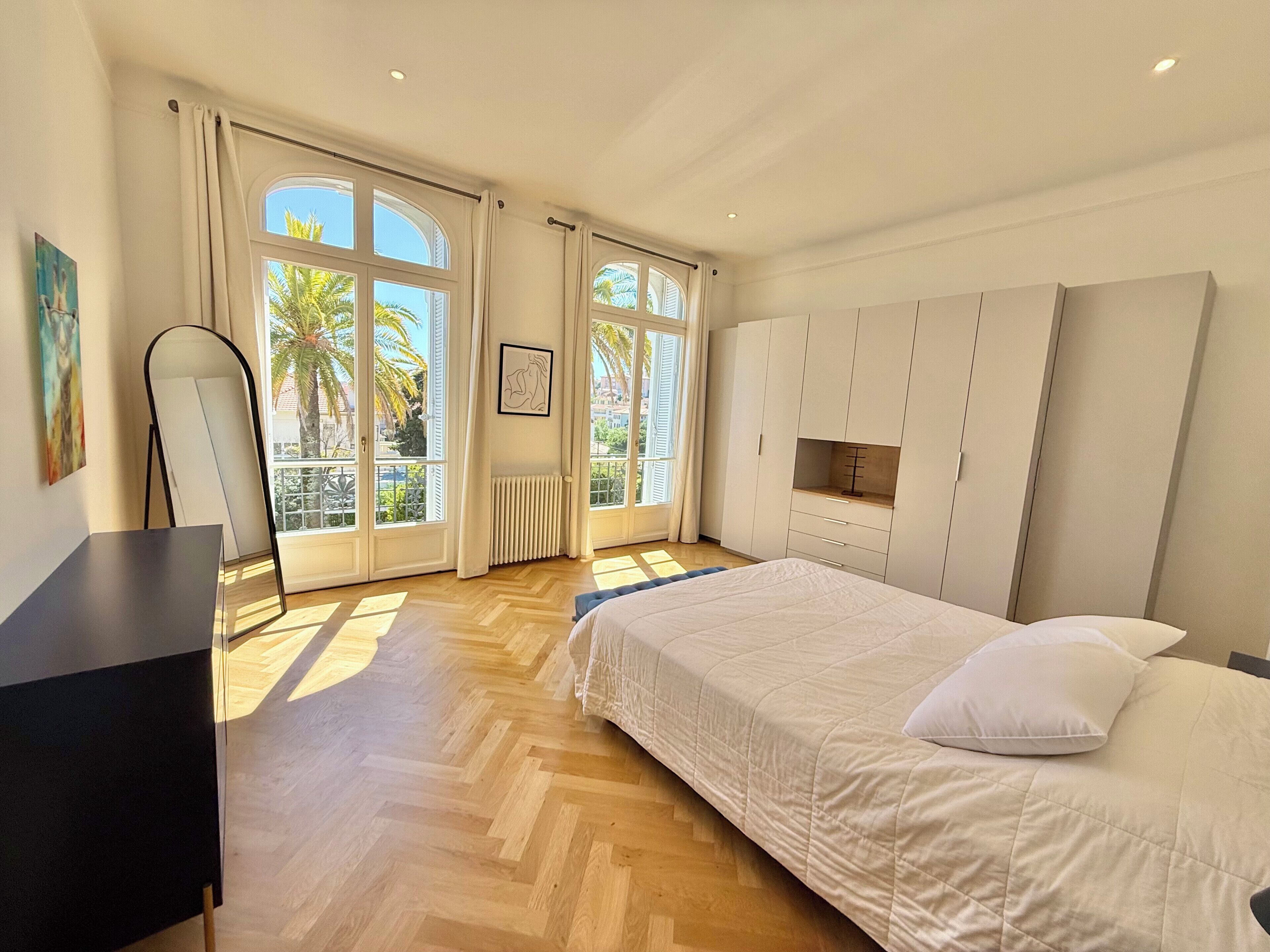 3 chambres, lit parapluie, Wi-Fi, draps fournis