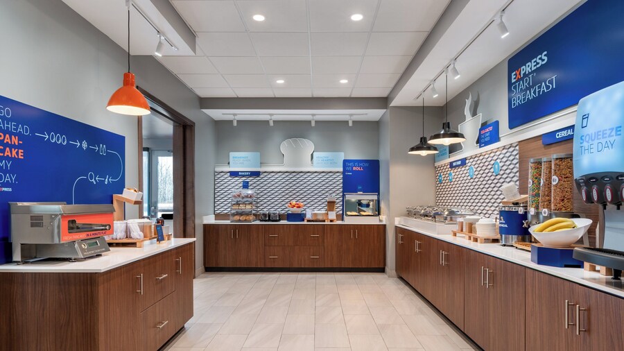 Holiday Inn Express & Suites Westfield Indianapolis by IHG