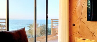 Ocean view appartement with swimming pool